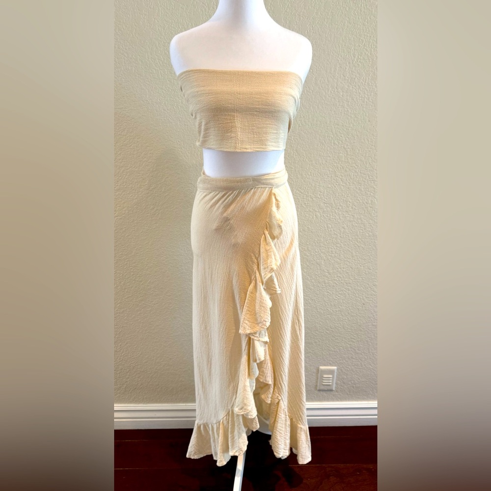 Paralia Mykonos Wrap Skirt & Scarf Top Set – Size Small  in Crudo/Cream - Picture 2 of 14